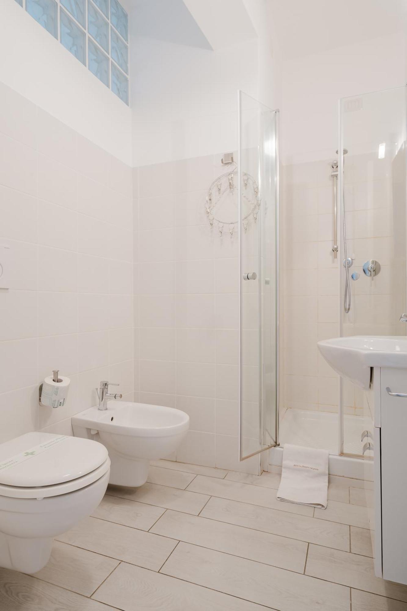 B&B La Finestra Sul Porto Porto Torres Exterior photo